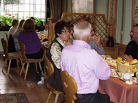 Frühstücken im Dorfcafé Nievenheim